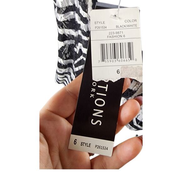 NWT Perceptions Blouson Dress Black & White Lace Sleeves Stretch Knit Size 6 - Picture 4 of 5